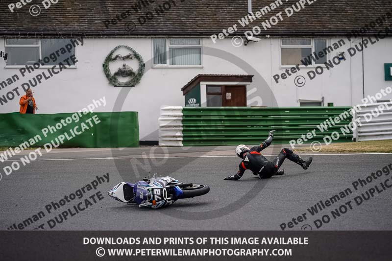 enduro digital images;event digital images;eventdigitalimages;mallory park;mallory park photographs;mallory park trackday;mallory park trackday photographs;no limits trackdays;peter wileman photography;racing digital images;trackday digital images;trackday photos